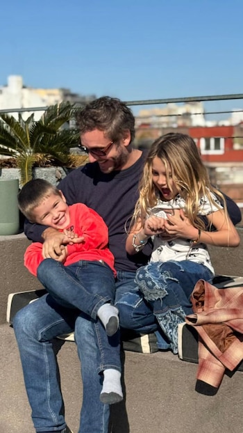 El actor chileno rompe el