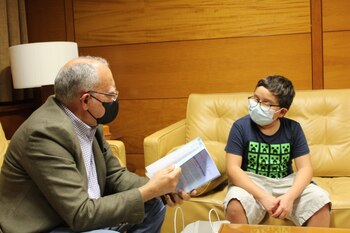 05-12-2021 Francisco Vera, activista climático de 12 años, aboga por un desarrollo que respete los límites de la naturaleza.
El activista medioambiental colombiano de 12 años, Francisco Vera, ha abogado por un desarrollo económico que tenga en cuenta los límites de la naturaleza.
POLITICA SOCIEDAD
CEDIDO POR EL CABILDO DE LA GOMERA