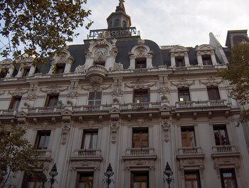 Se puede solicitar información en