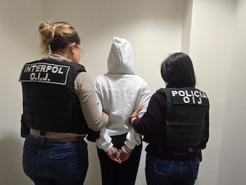 Chonta Mullins Abegglen, exparticipante de Miss Universe Costa Rica, fue detenida este viernes 23 de octubre tras regresar al país procedente de Suiza. Crédito: OIJ