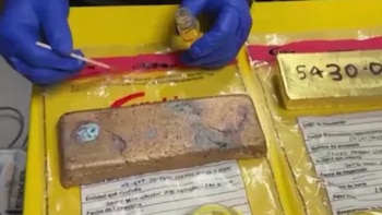El 22 de mayo de 2023, agentes de Inteligencia de la Policía sustrajeron un lingote valorado en 2 millones de soles durante un operativo en San Juan de Lurigancho, y, según la fiscalía, Vallejos fue quien canalizó la venta clandestina. (Foto: América)