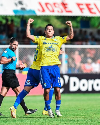 Joao Grimaldo, futbolista de 20