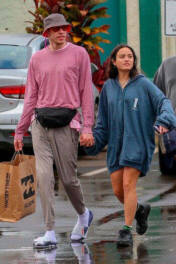 Pete Davison y su novia