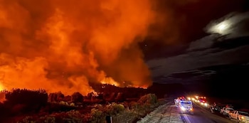 Un gran incendio forestal en