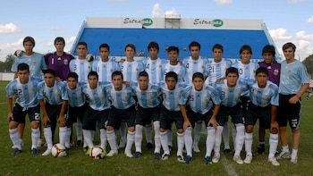 Emiliano Dibu Martinez con la Seleccion Argentina SUb 17 2009