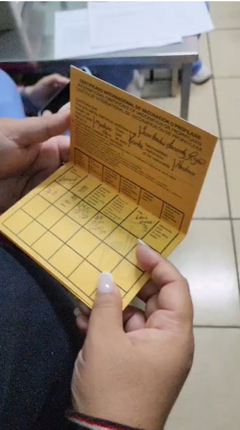 El Certificado Internacional de Vacunación contra la Fiebre Amarilla se entrega tras la dosis y puede ser exigido por autoridades migratorias.