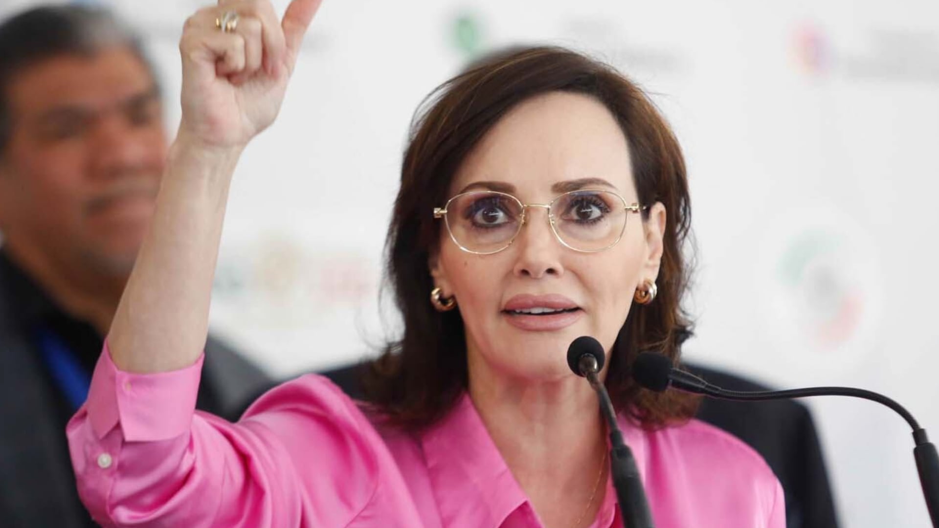 Lilly Téllez acusa a Morena de encubrimiento y endurece sus críticas sobre presuntos vínculos con el crimen organizado.