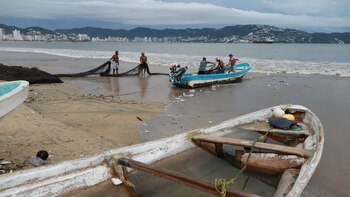 La tormenta tropical Otis surge