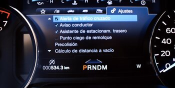 Tablero de instrumentos con pantalla