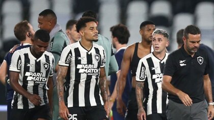 Botafogo, rival de Universitario en Copa Libertadores, separó a dos jugadores por indisciplina a poco del duelo en estadio Monumental