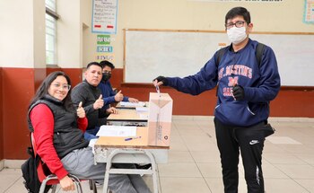 Pago a miembros de mesa.