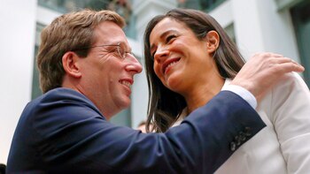 José Luis Martínez-Almeida y Begoña