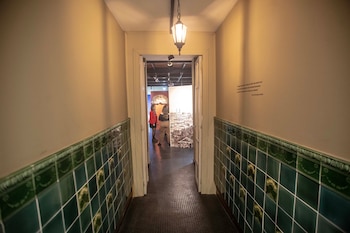 MUESTRA LA RUTA DE LOS AZULEJOS EN EL MUSEO DE LA CIUDAD DE ROSARIO