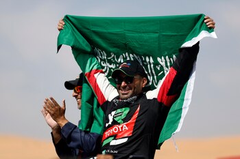 Yazeed Al-Rajhi muestra orgulloso la