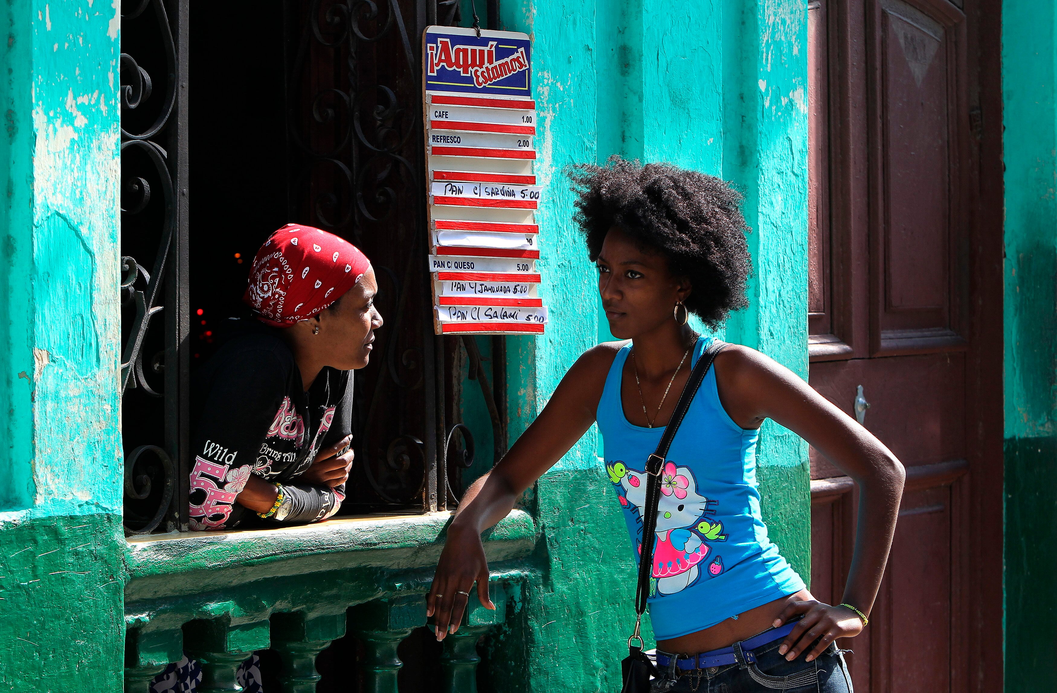 Para un hogar relativamente sano, Periódico Cubano calcula entre USD 40 y USD 120 mensuales en medicamentos, productos de higiene, detergente y artículos similares. Estados Unidos. EFE/Alejandro Ernesto/Archivo