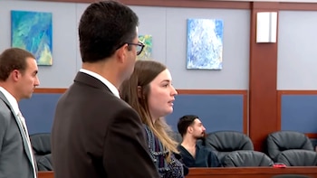 La condena por la estafa en Nevada incluye 30 días en el Centro de Detención del Condado de Clark, dos años de libertad condicional y una indemnización a las víctimas (Captura de video)