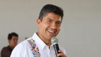 Quién es Eduardo Rivera, candidato