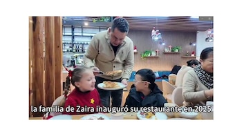 La familia se se comunica con la comunidad por medio de la tecnología - crédito @XHespanol / X