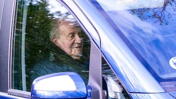 El rey Juan Carlos regresa a Vitoria para su chequeo médico: la ruta del emérito por España tras su premio en Francia