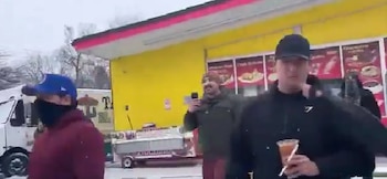 Comentarios virales celebraron la expulsión