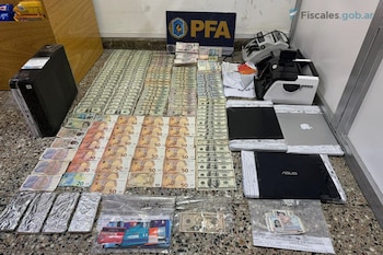 Parte del dinero y demás