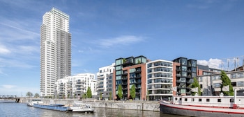 El rascacielos residencial más alto de Bruselas, Bélgica (Up Site Tower)