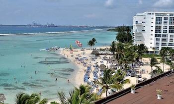 La intervención busca cuidar la franja marina, fortalecer el atractivo del destino y acompañar otras inversiones públicas y privadas en una de las playas más visitadas del país. (Imagen de cortesía)