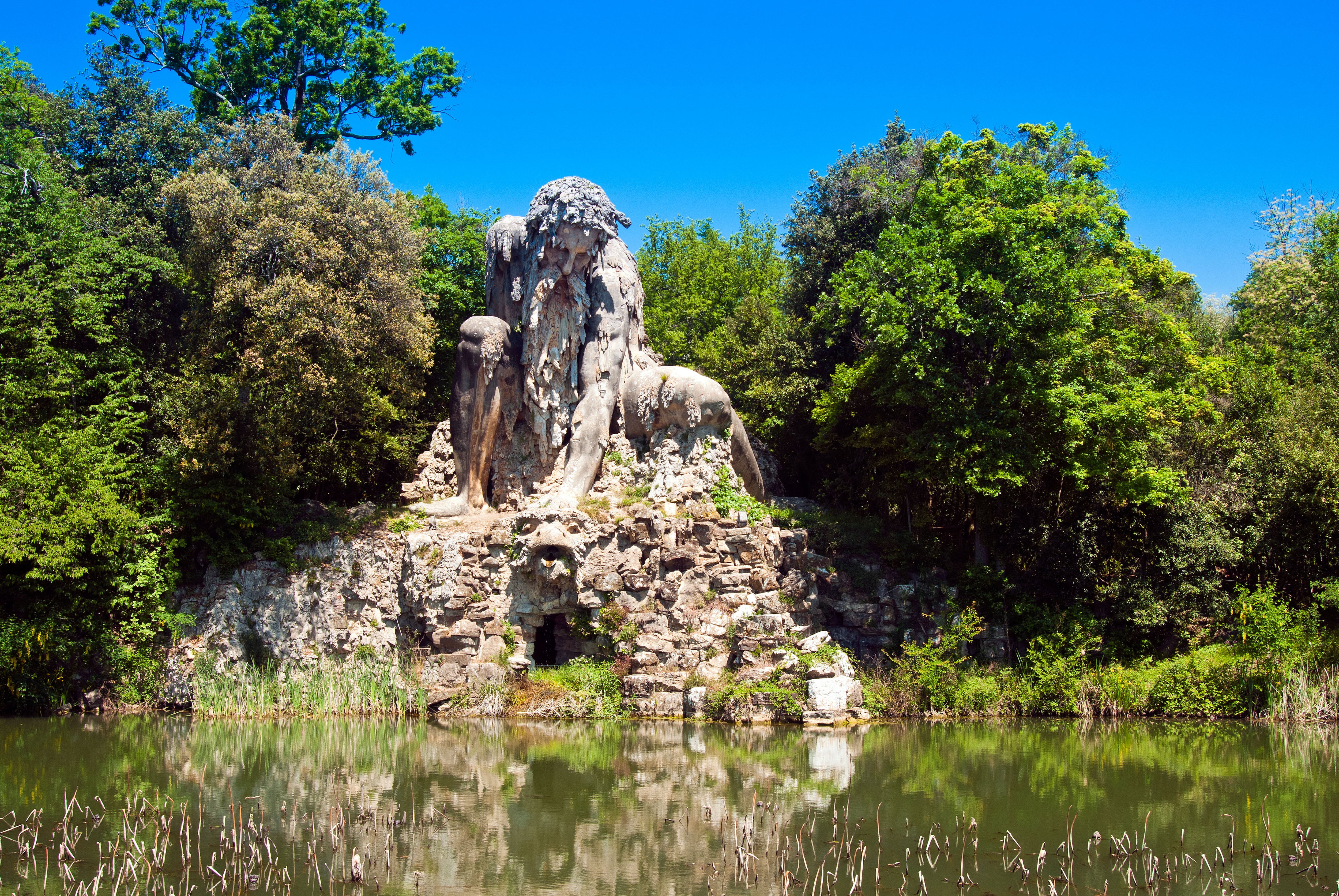 Coloso de los Apeninos (Grosby)