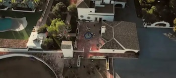 Casa de Sergio Ramos y Pilar Rubio en Sevilla (YOUTUBE).