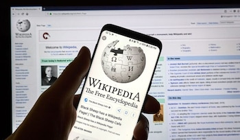 Wikipedia se basa en un
