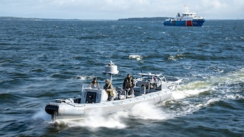 Finlandia realizó un ejercicio militar de seguridad tras el sabotaje de cables en el mar Báltico
