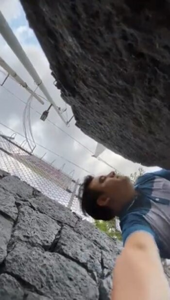 (Twitter/@sammyrockss)