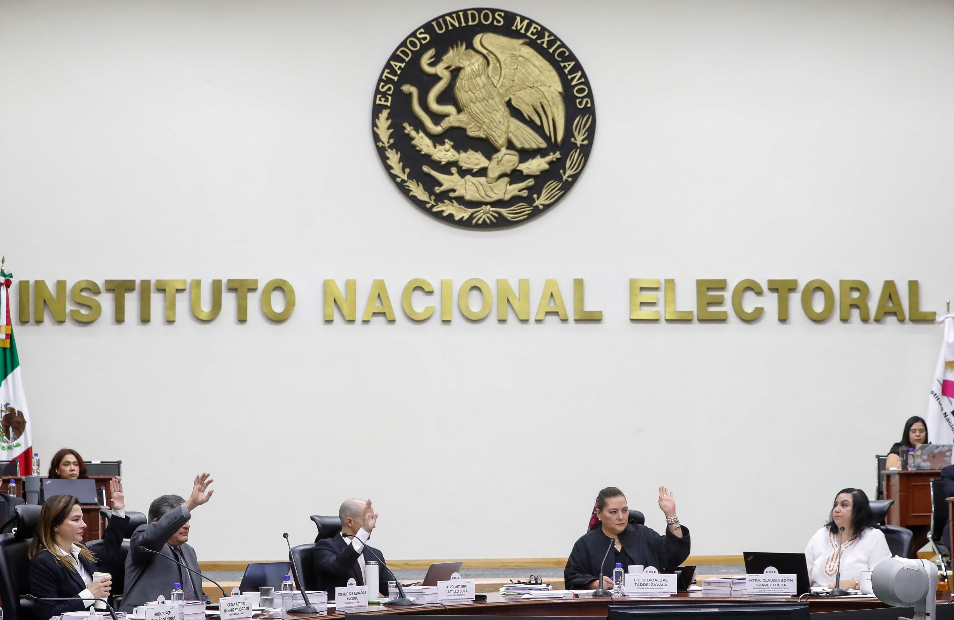 Las boletas “planchadas” serán documentadas y reservadas antes de decidir si se contabilizan en los resultados.