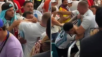 El video del tenso episodio entre hinchas de Argentina e Inglaterra en el Mundial: se pelearon en el estadio antes de las semifinales