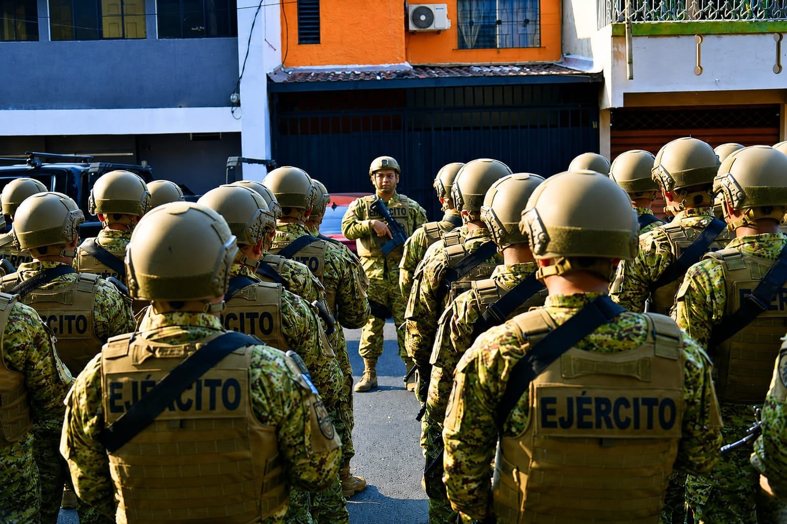 Los cuatro desaparecidos pertenecen al equipo de aerotécnicos de la Fuerza de Tarea Libertad II de El Salvador. (Cortesía: Fuerza Armada de El Salvador)