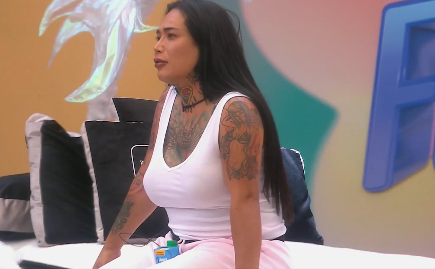 Karina Torres cuenta detalles de cómo vivió su transición, el bullying y su amistad con Wendy Guevara