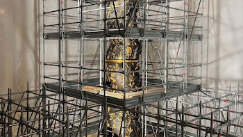 El baldaquino de Bernini refulge