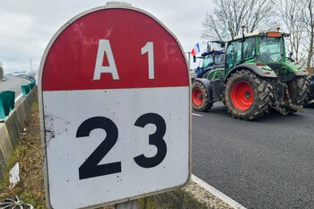 Agricultores franceses llevan a cabo