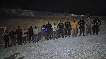 La policía captura a ocho sospechosos de robo de camiones en El Progreso, Guatemala