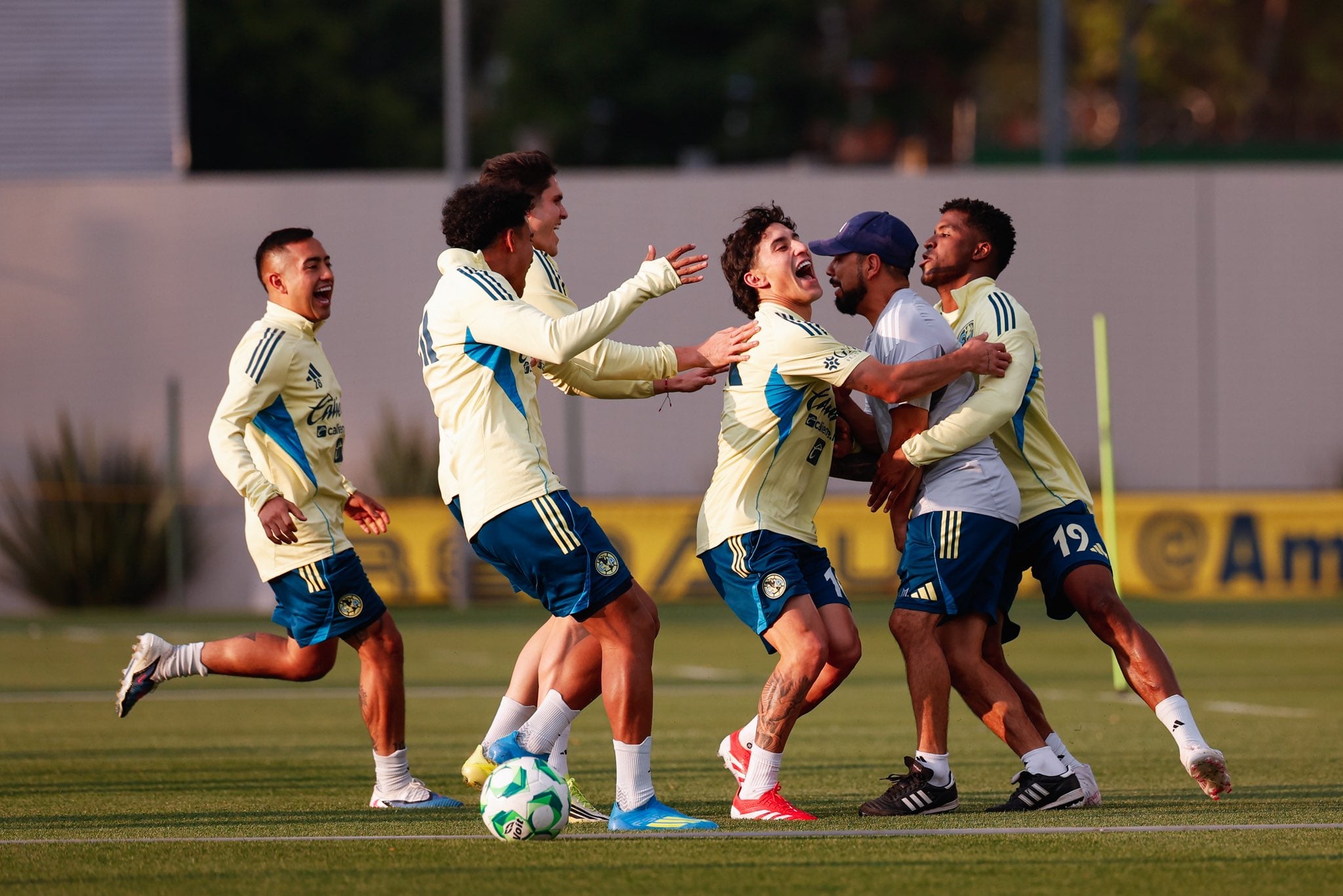 El referente azulcrema fue visto en los entrenamientos de las Águilas a media semana. (X/@Club América)