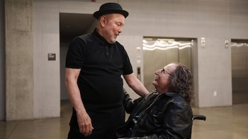 El encuentro íntimo de Charly García y Rubén Blades en la previa del show del artista panameño