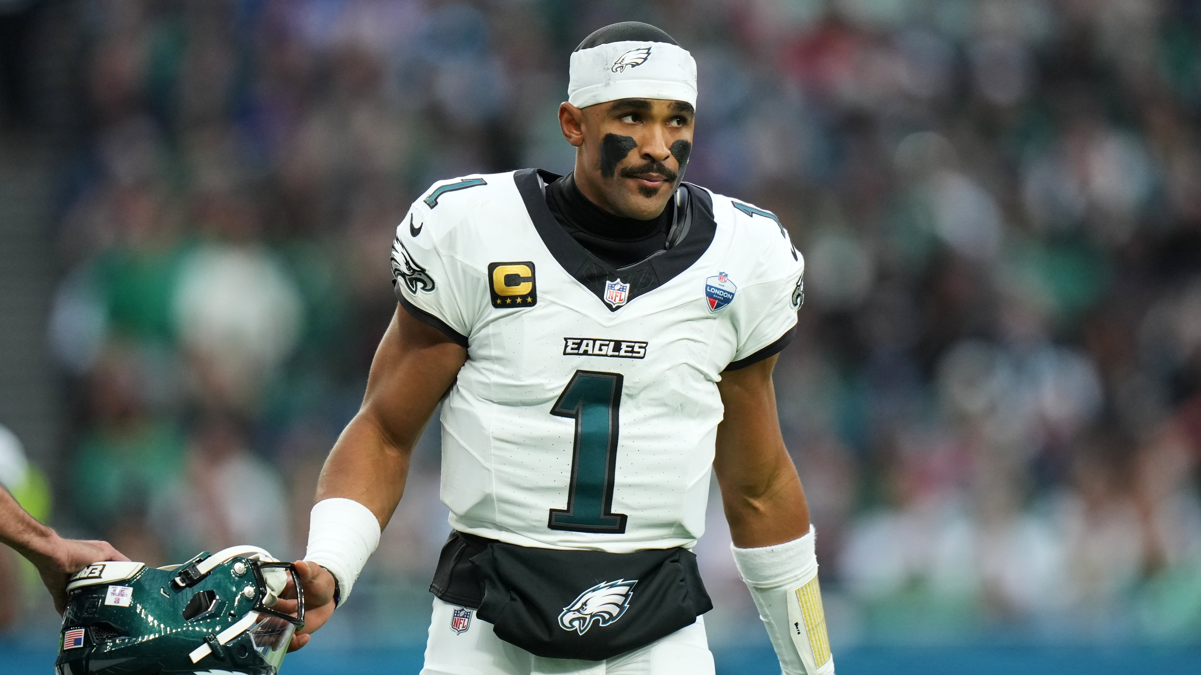 Los Philadelphia Eagles no serán sancionados por el manejo de los coágulos de sangre de Jalen Hurts