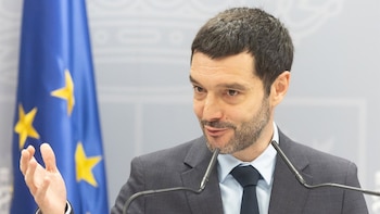 Bustinduy pide a Sánchez remodelar