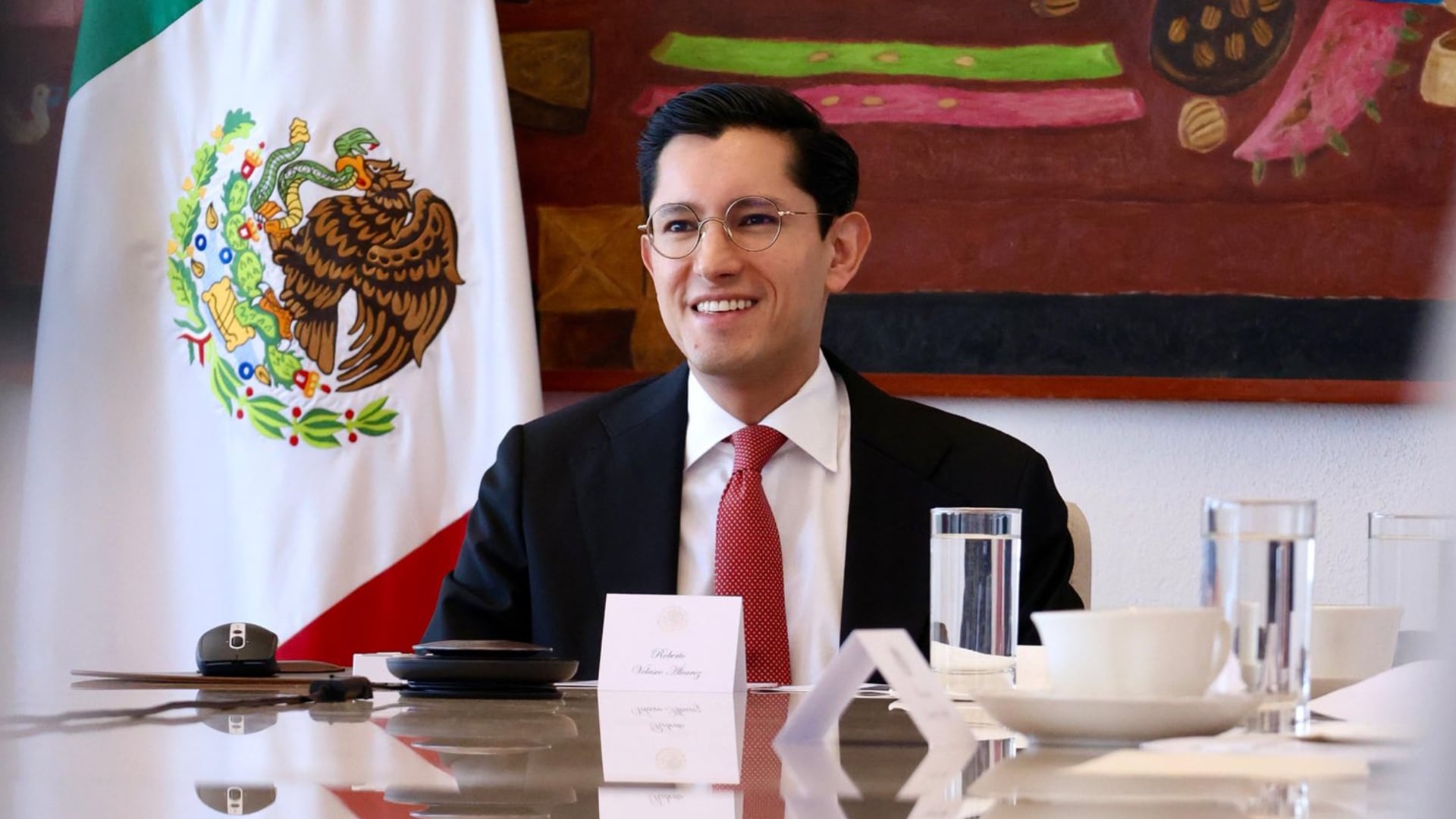 El funcionario sostuvo que bajo la presidencia de Claudia Sheinbaum los medios conservan independencia. (Foto: SRE)