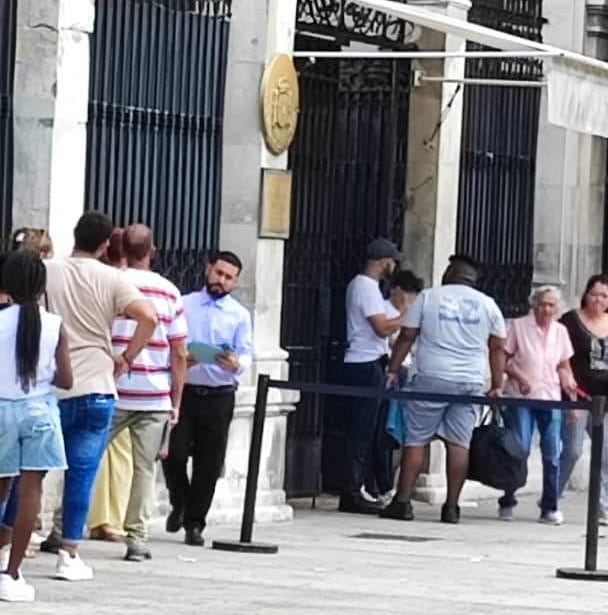 La empresa estatal cubana PALCO conserva la facultad de aceptar o rechazar a los candidatos seleccionados por la sede diplomática española. (Foto archivo)