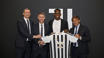 Jhon Lucumí recordó a Juan Guillermo Cuadrado y a varias leyendas de la Juventus en su primera entrevista como jugador del equipo italiano