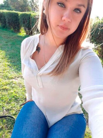 La joven apareció muerta a