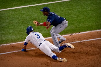 Julio Urías y Víctor González