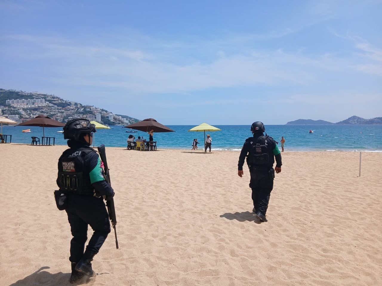 Patrullajes de elementos estatales en playas de Acapulco. Crédito: X - @GuerreroComSoc