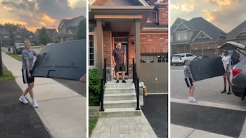 Virales- Le llevaron una tele a su papá por el cumpleaños pero cuando se lo estaban entregando tuvieron un inconveniente que se hizo viral